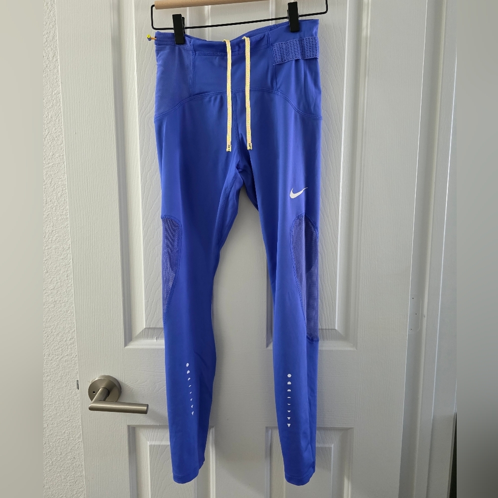 Nike Leggings With Mesh Cut Outs